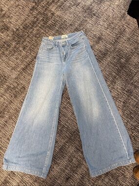 Wide Leg Light Blue Jeans - Unknown Brand